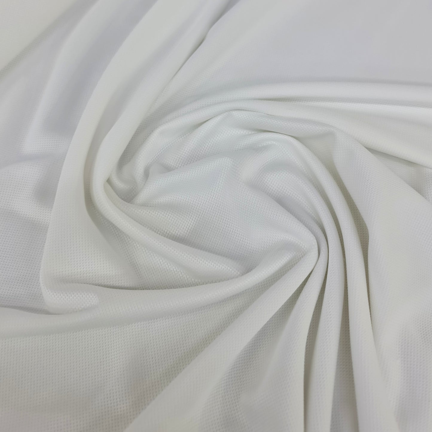 Pique- White