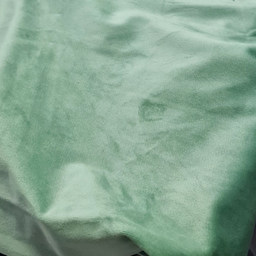Curtaining- Lush Velvet