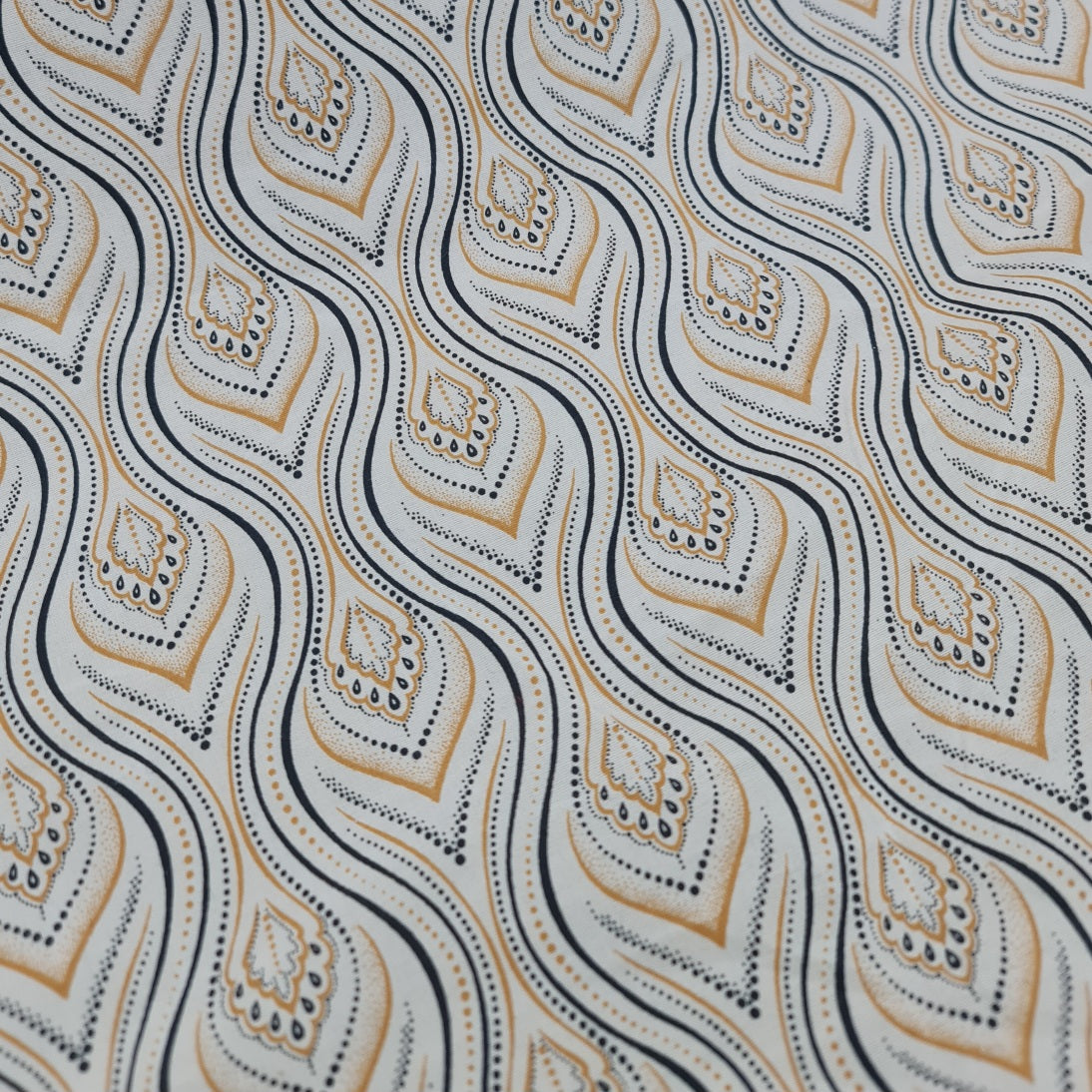 3 Cats Print- Gold